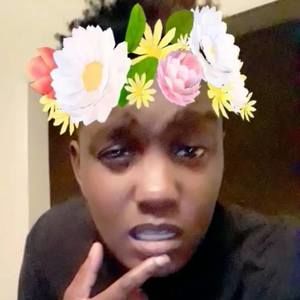 Meet your Posher, Shaneese